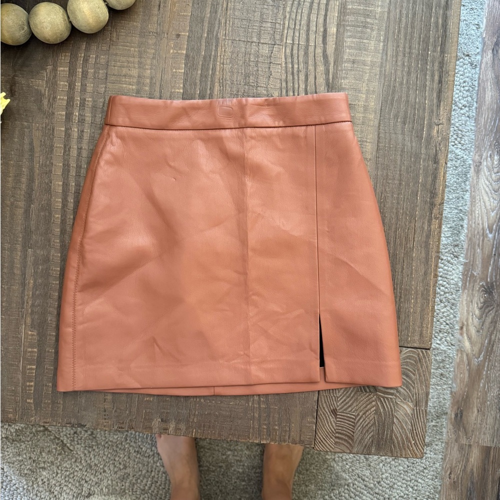 Aritzia Wilfred Patio Mini Skirt